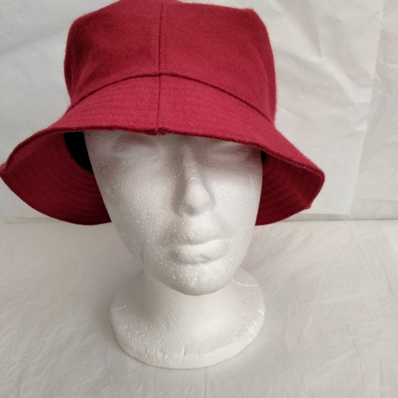 COACH Red Bucket Wool Hat Size M/L - Picture 6 of 12